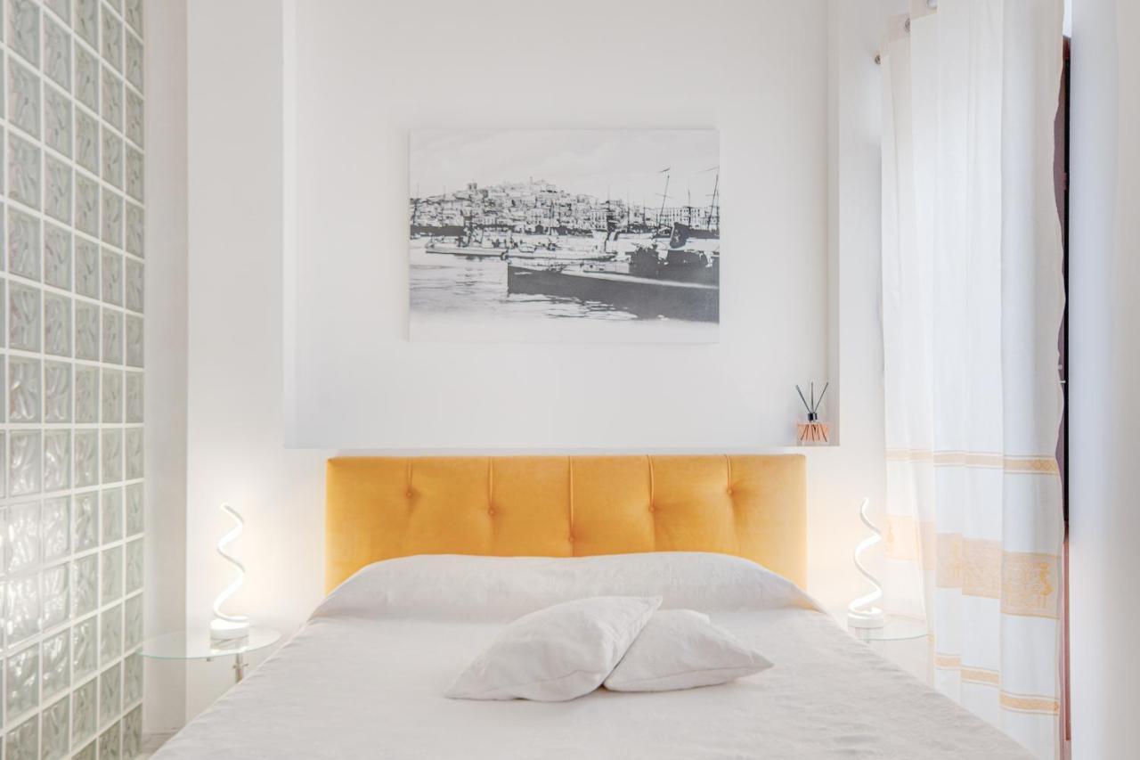 Right House Sur Le Port - Harbour View Apartment Cagliari Exterior foto